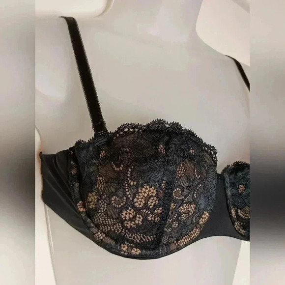 ADORE ME VICTORIA SECRET Barbiecore Black Lace bra (#890) - Picture 4 of 6